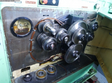 SCHIESS - Zahnrad-Abwälzfräsmaschine - vertikal - 9