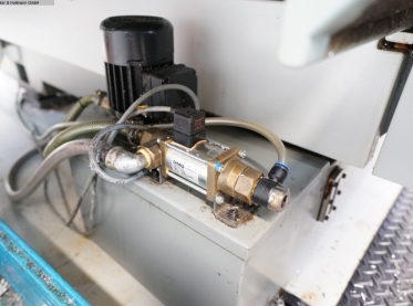 DMG DECKEL-MAHO - Fräsmaschine - Universal - 9