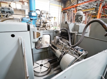 PFAUTER - Zahnrad-Abwälzfräsmaschine - vertikal - 3