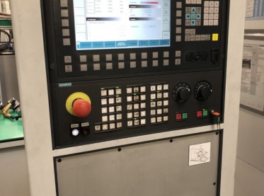 MAG - Zahnrad-Abwälzfräsmaschine - vertikal - 9