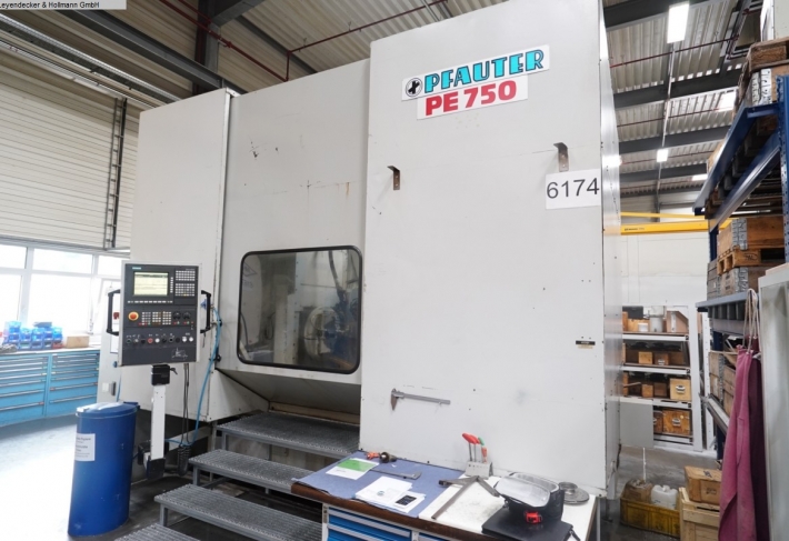 PFAUTER - Zahnrad-Abwälzfräsmaschine - vertikal