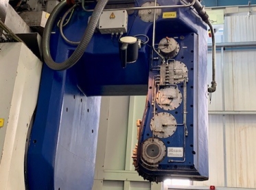 LIEBHERR - Zahnrad-Abwälzfräsmaschine - vertikal - 4