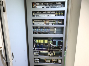 LIEBHERR - Zahnrad-Abwälzfräsmaschine - vertikal - 8