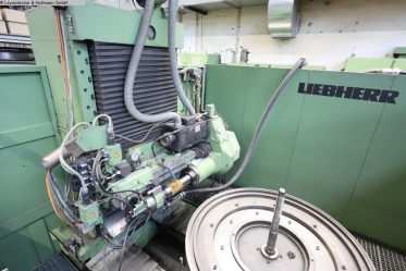 LIEBHERR - Zahnrad-Abwälzfräsmaschine - vertikal - 4