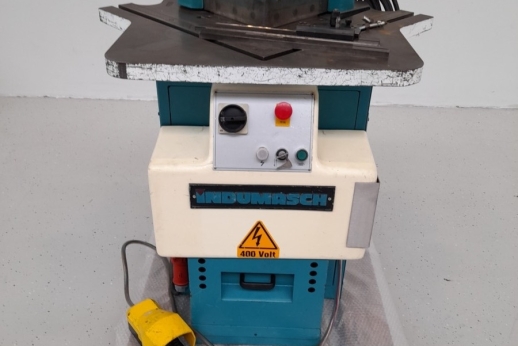 INDUMASCH : FA 200/4