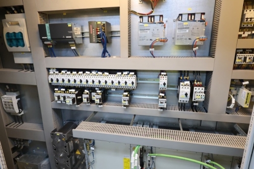 GLEASON-PFAUTER - Zahnrad-Abwälzfräsmaschine - vertikal - 10